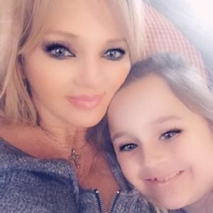 Meet your Posher, Dreama